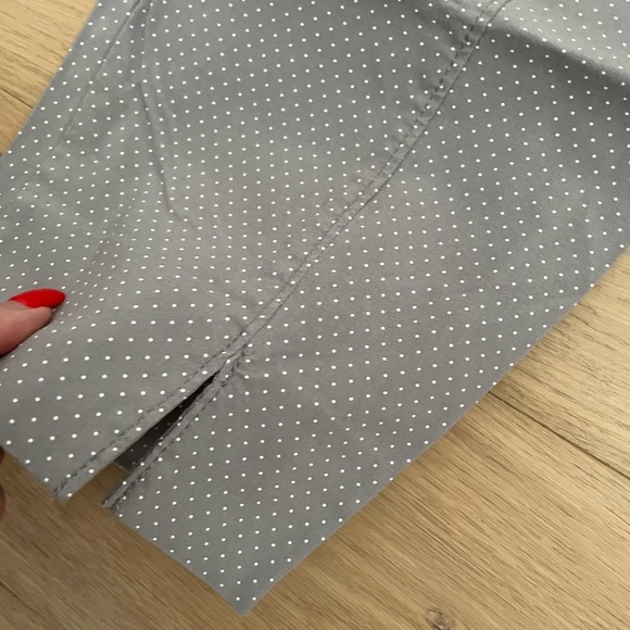 Grey & white small polka dot stretchy pants size 16 ankle length - Picture 4 of 7